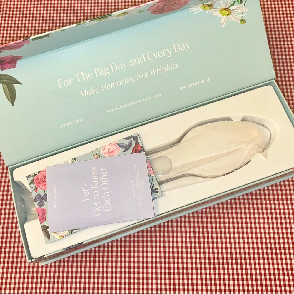 Nori Steam Iron
